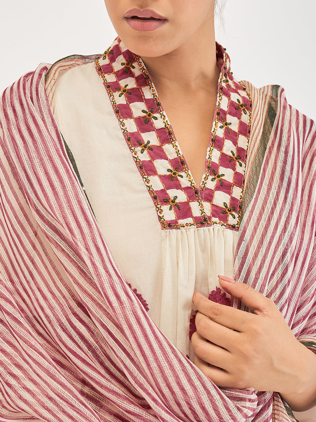Poppy Mehfil Kurta Set