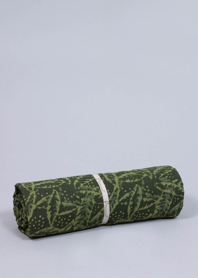 Oak Leaves Green Cotton Hand Block Printed Fabric (1.00 Meter)